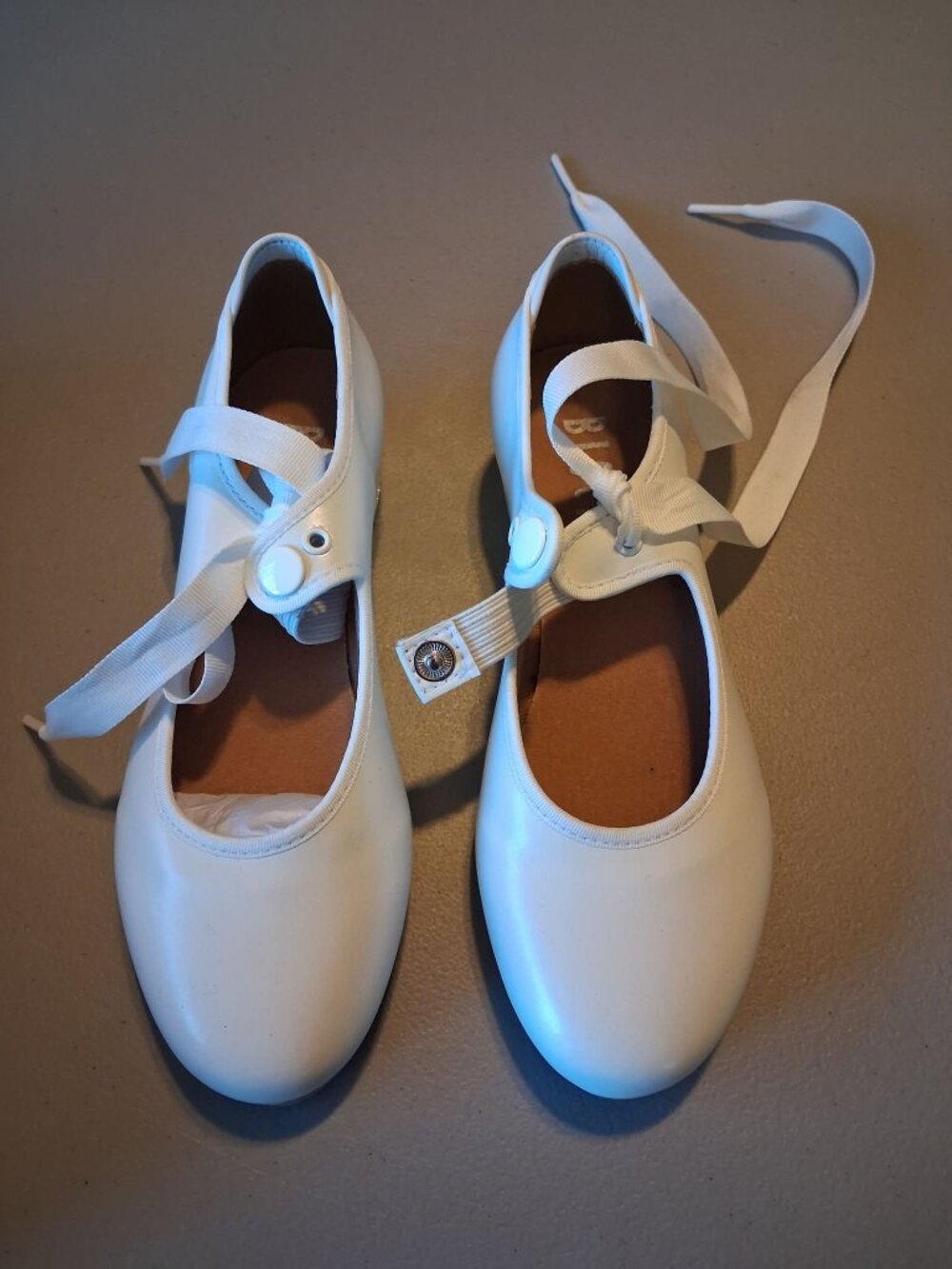 Bloch White Tap Shoes Techno Tap Size 1M Girls Youth Dance Shoes EUC